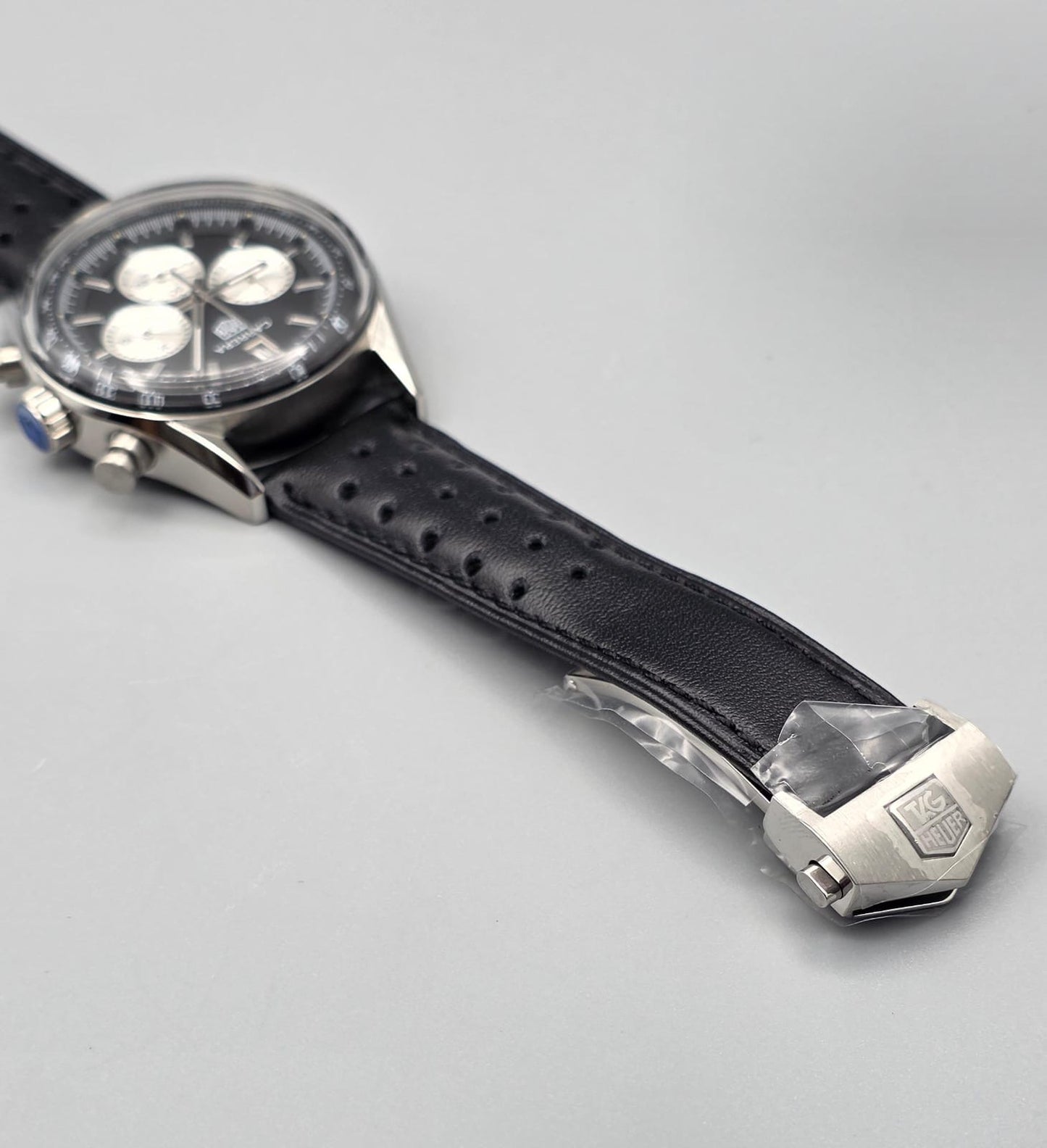 Luxury Chronograph Watch – Black Dial with Black Leather Strap