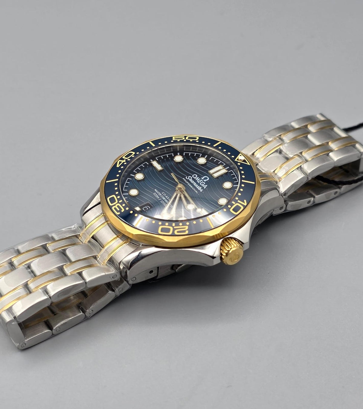 Premium Two-Tone Yellow Gold & Silver Blue Wave Dial Automatic Diver Luxury Watch