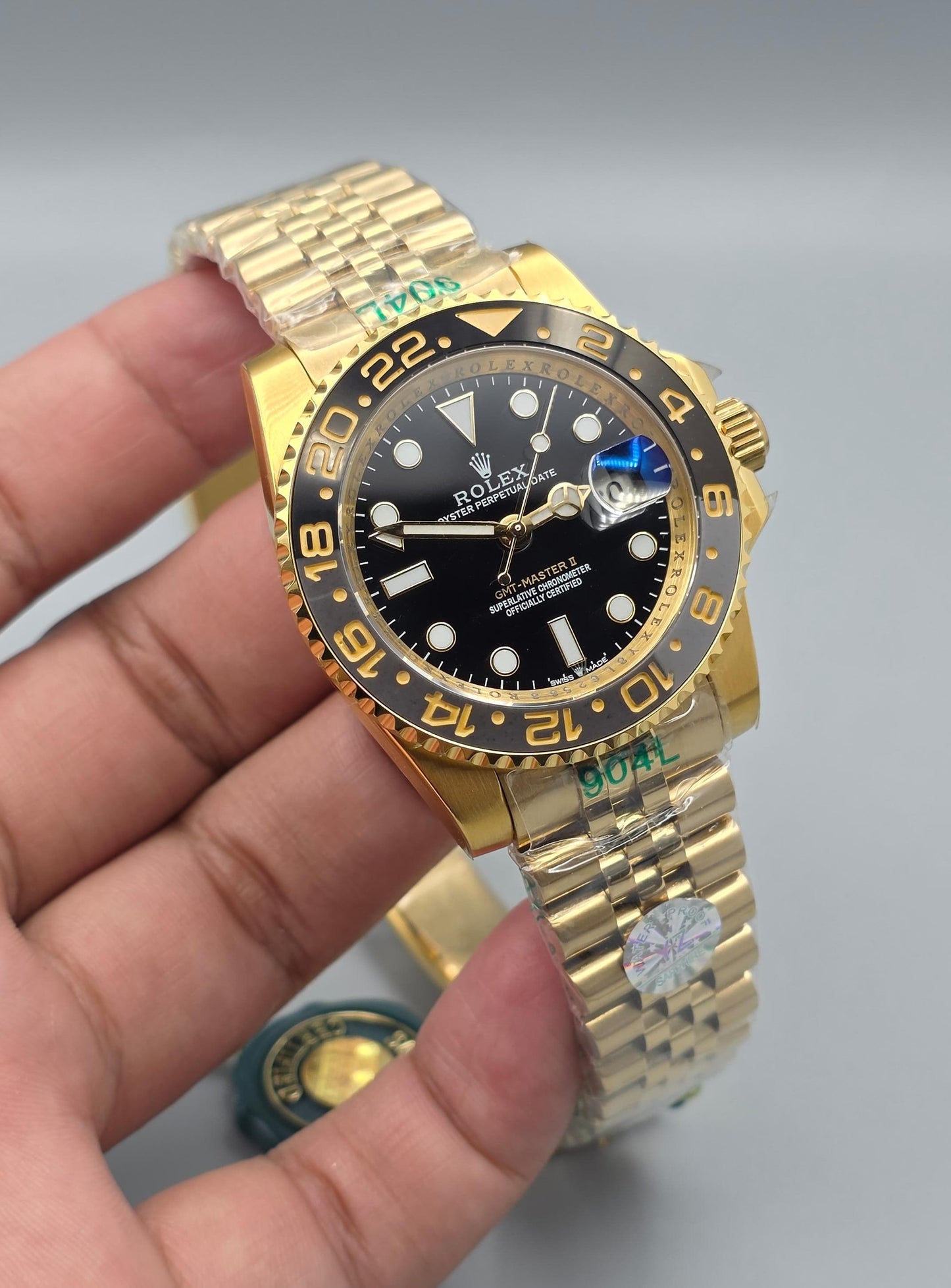 Luxury GMT Automatic – Full Gold Edition
