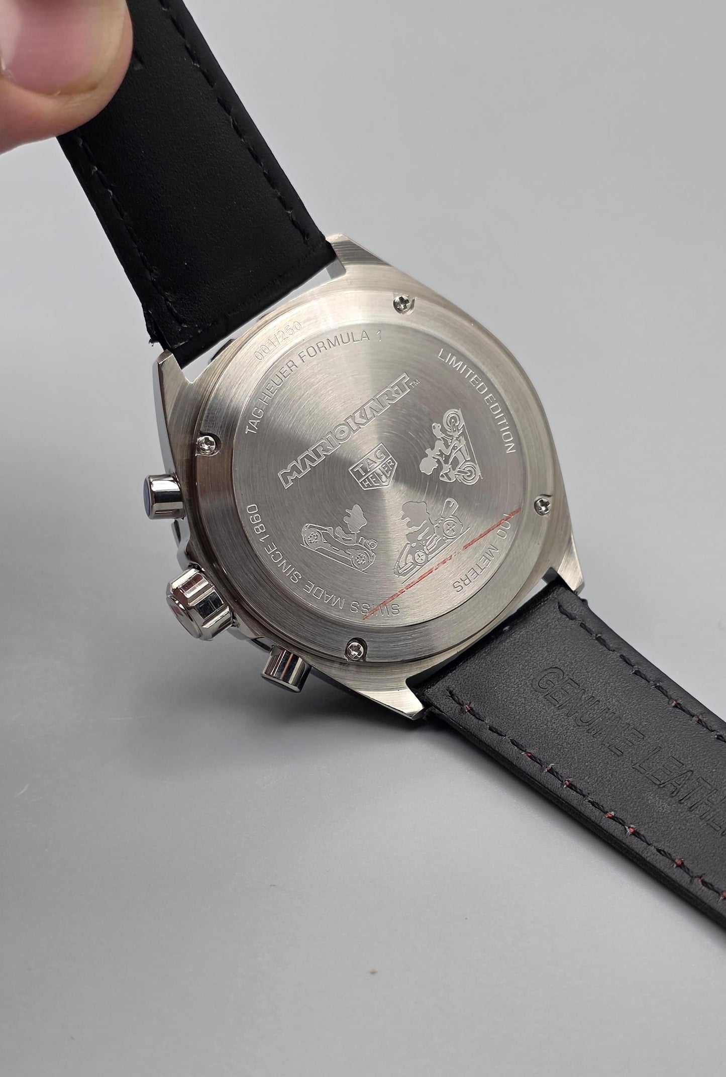 Luxury Sport Chronograph Watch – Black & Red Dial