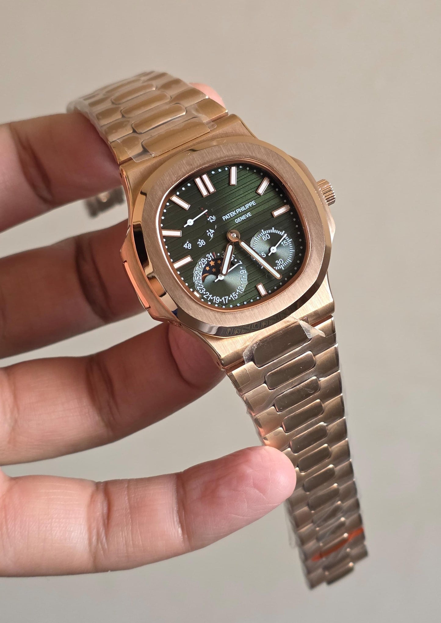 Luxury Manual Wind – Power Reserve Rose Gold With Green Dial