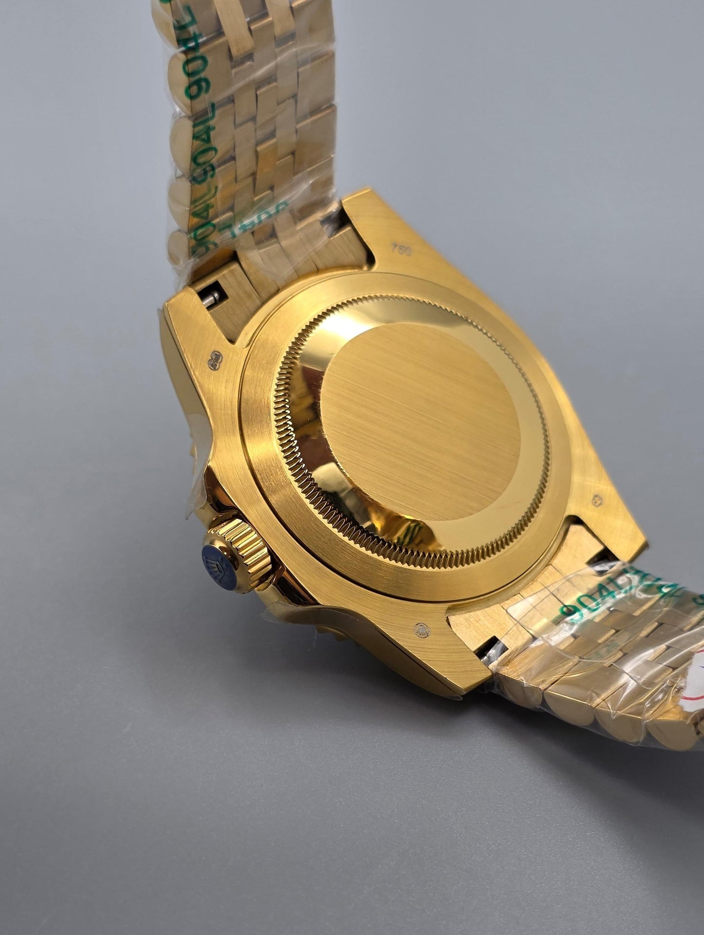 Luxury GMT Automatic – Full Gold Edition