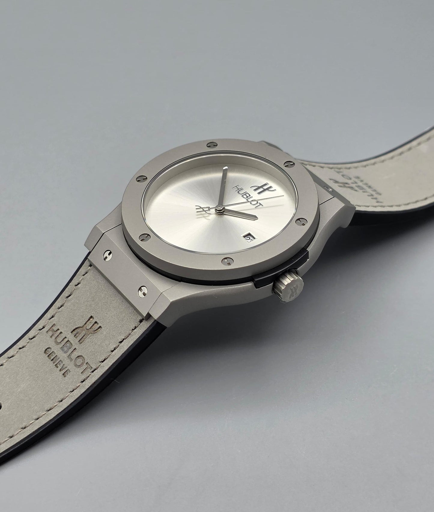 Premium Grey Sunray Automatic Strap Watch