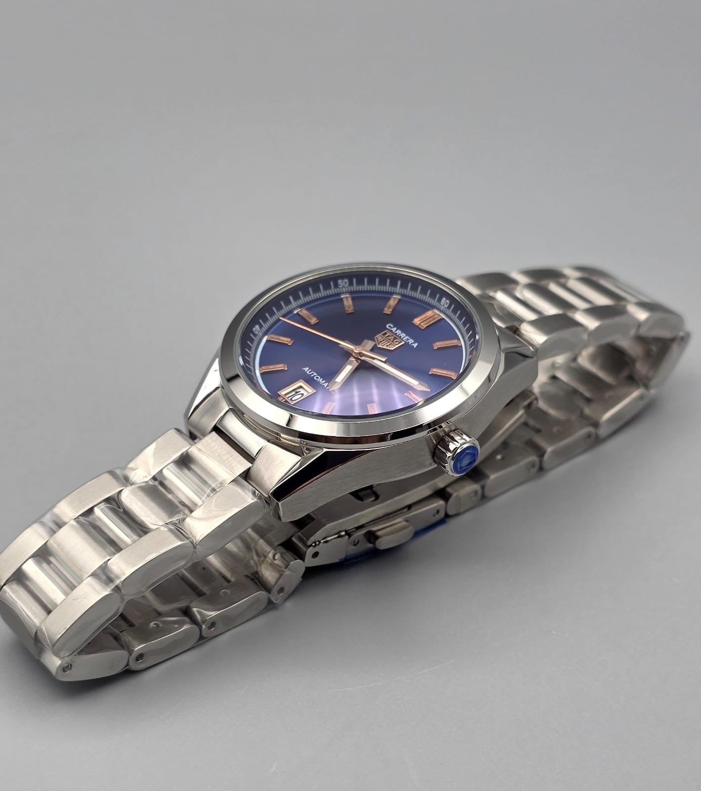 Luxury Ladies Date Watch – Silver Blue Edition