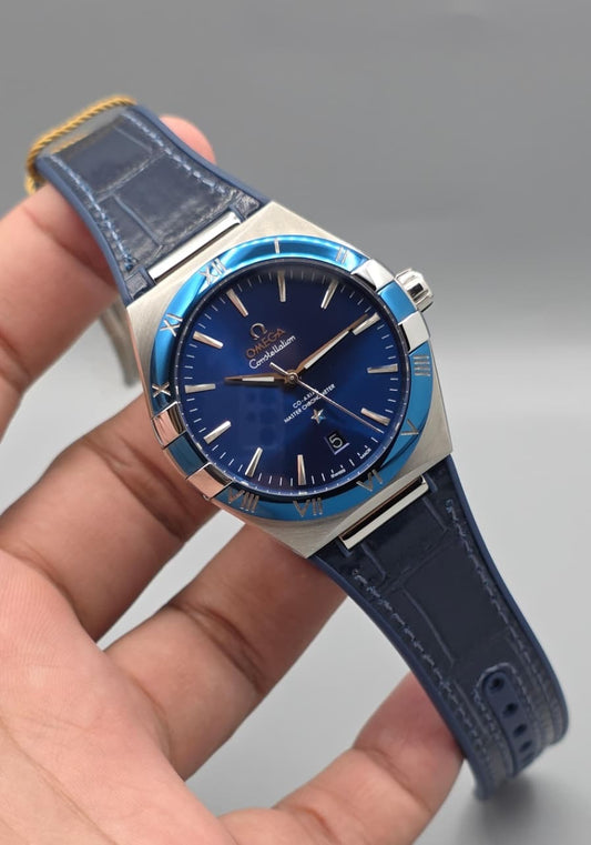 Luxury Blue Bezel Watch – Rubber Strap