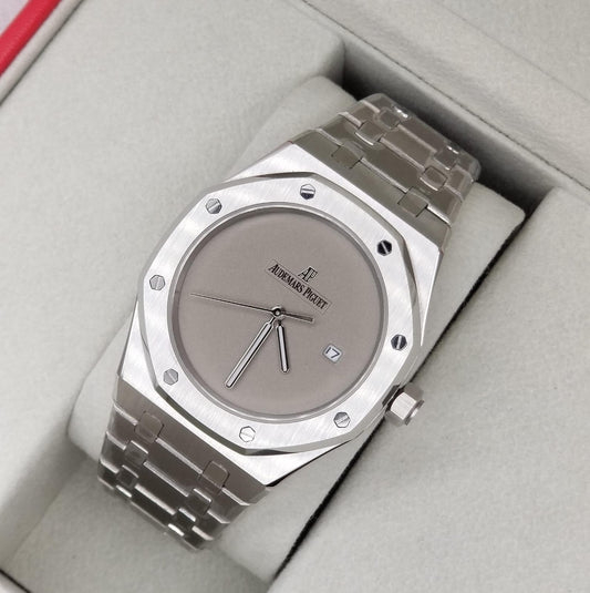 High Quality Luxury Branded Watch - Silver