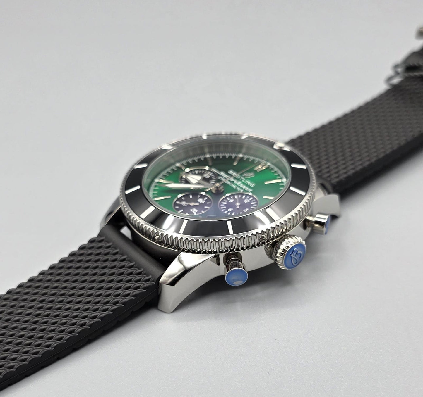 High Quality Luxury Branded Watch - Silver & Green