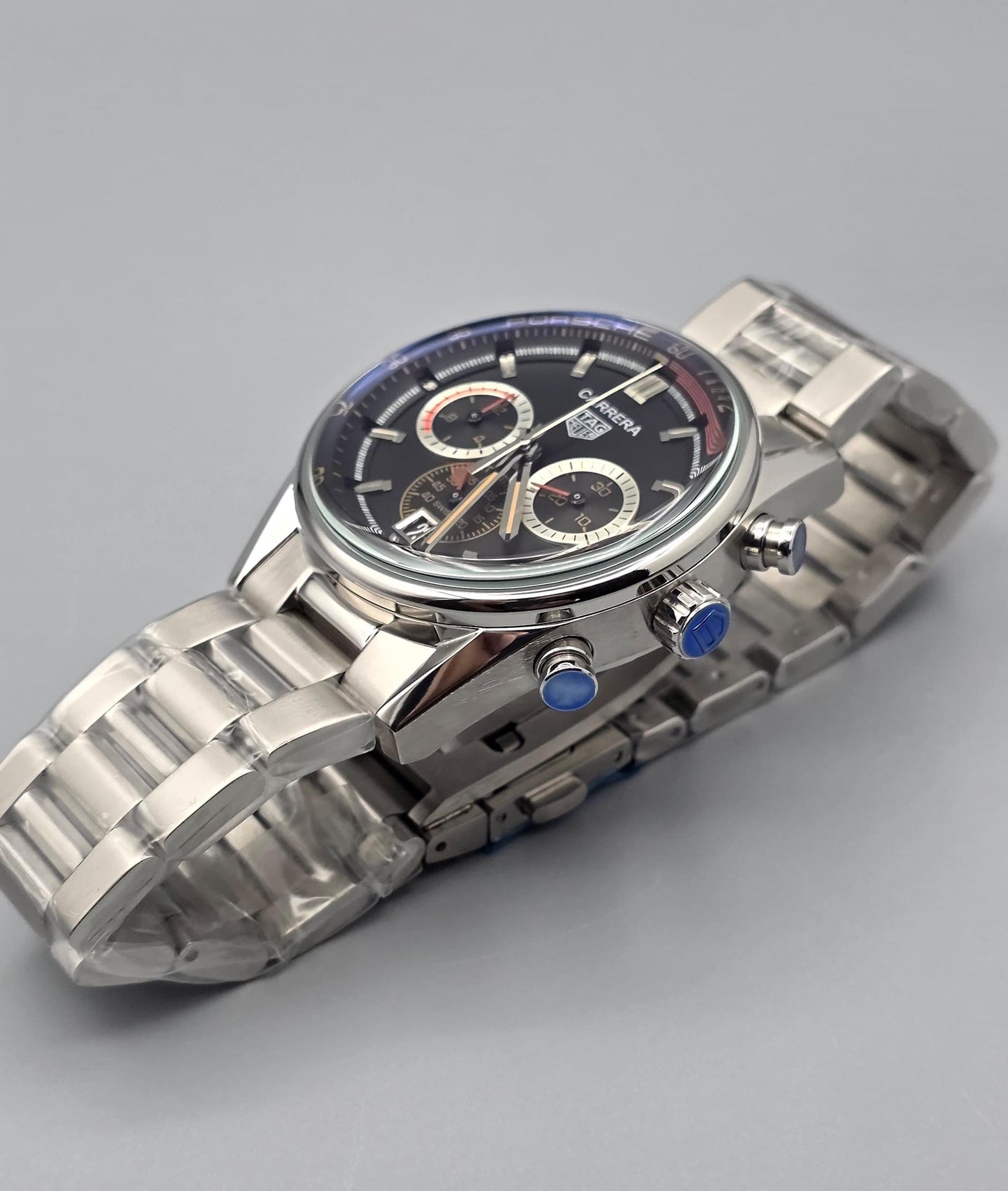 Luxury Chronograph Watch – Black Dial Edition