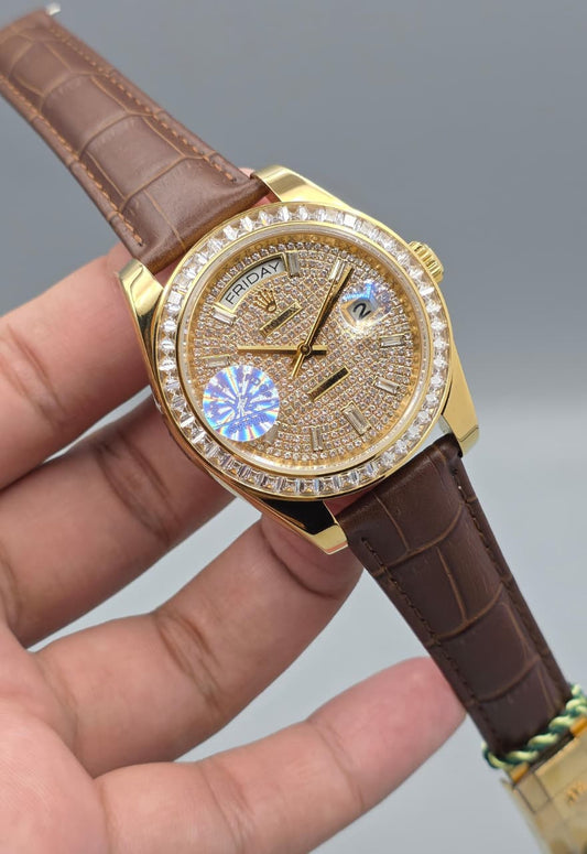Luxury Yellow Gold Watch – Leather Strap, Zarcon Bezel, Day & Date