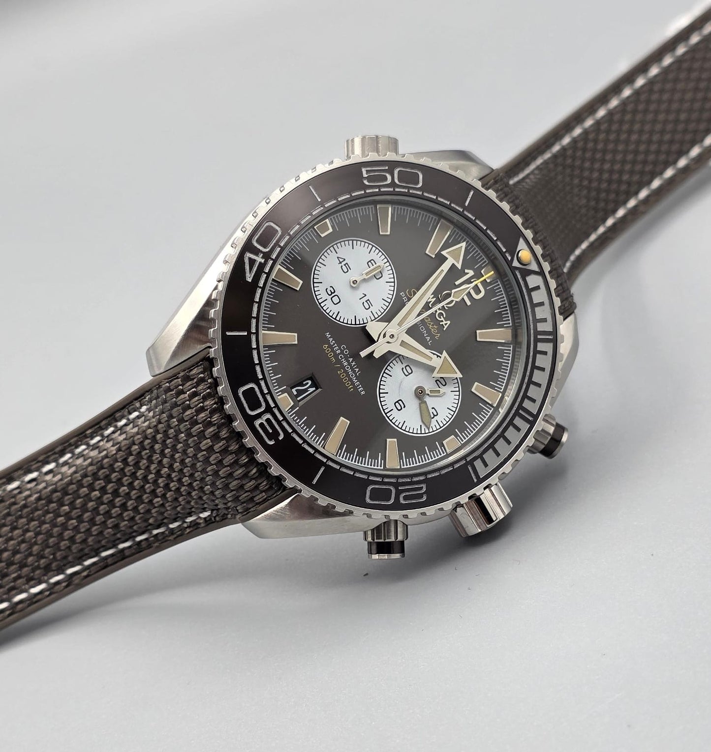 High Quality Luxury Branded Watch - PVC STRAP
