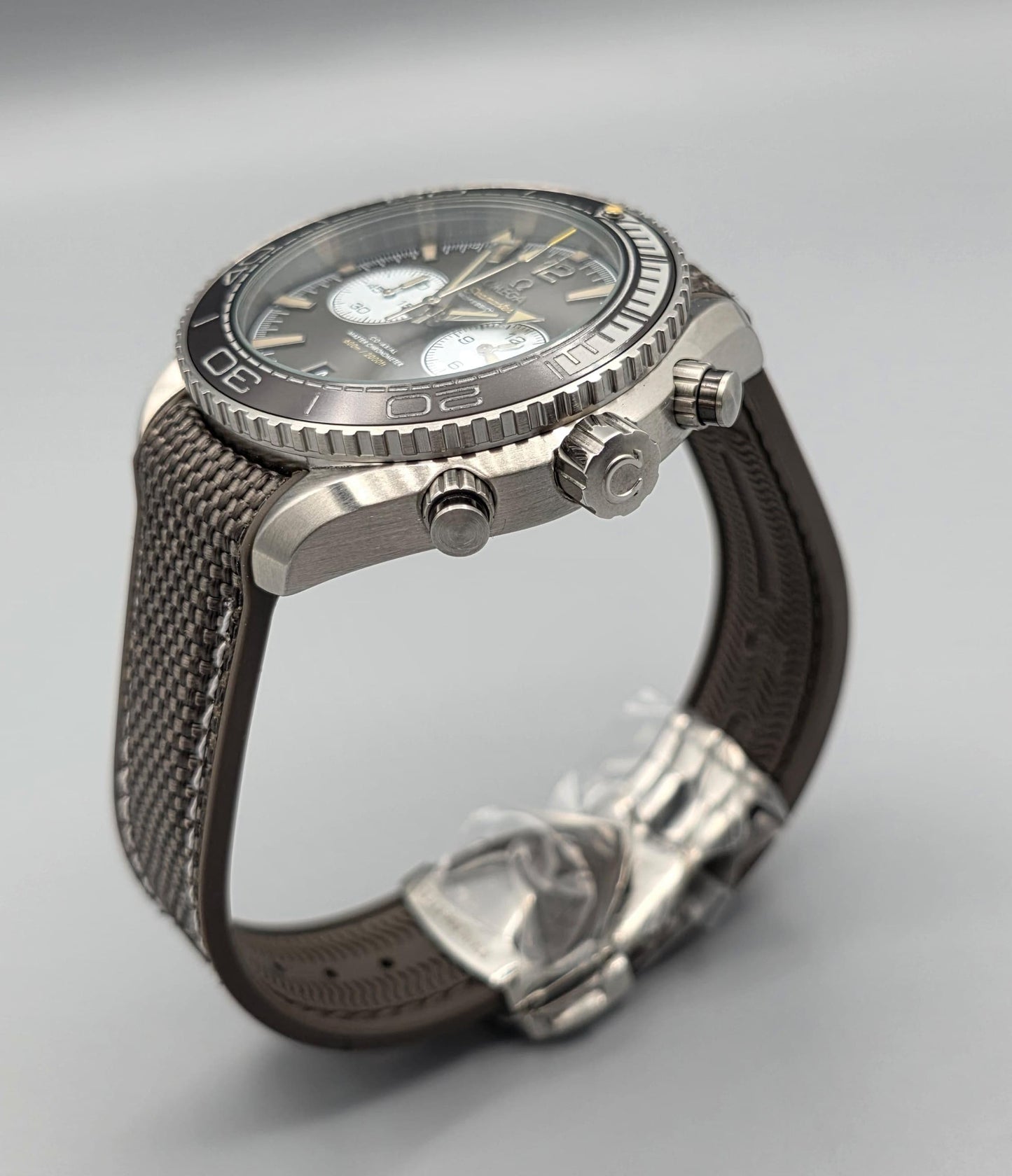 High Quality Luxury Branded Watch - PVC STRAP