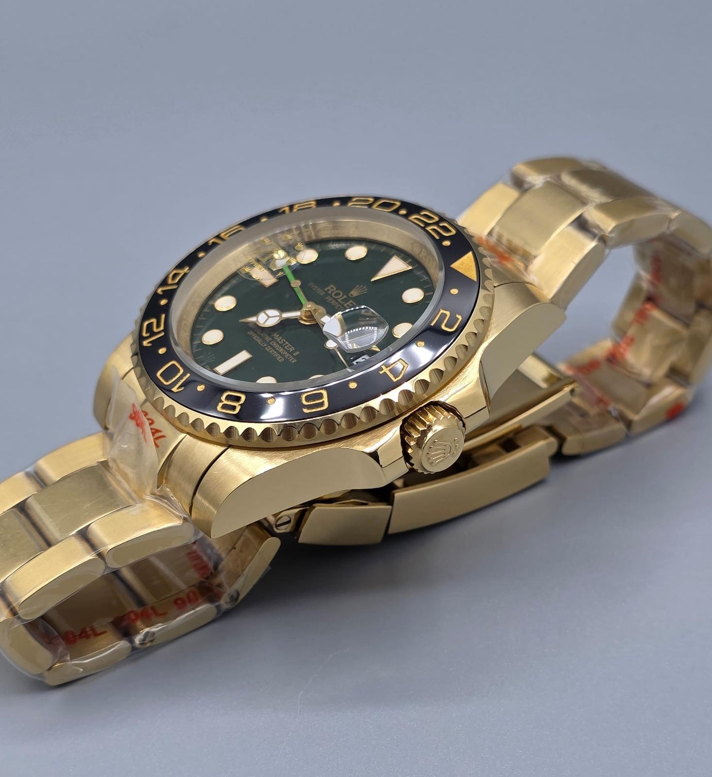 High Quality Luxury Branded Watch - Gold G.M.T