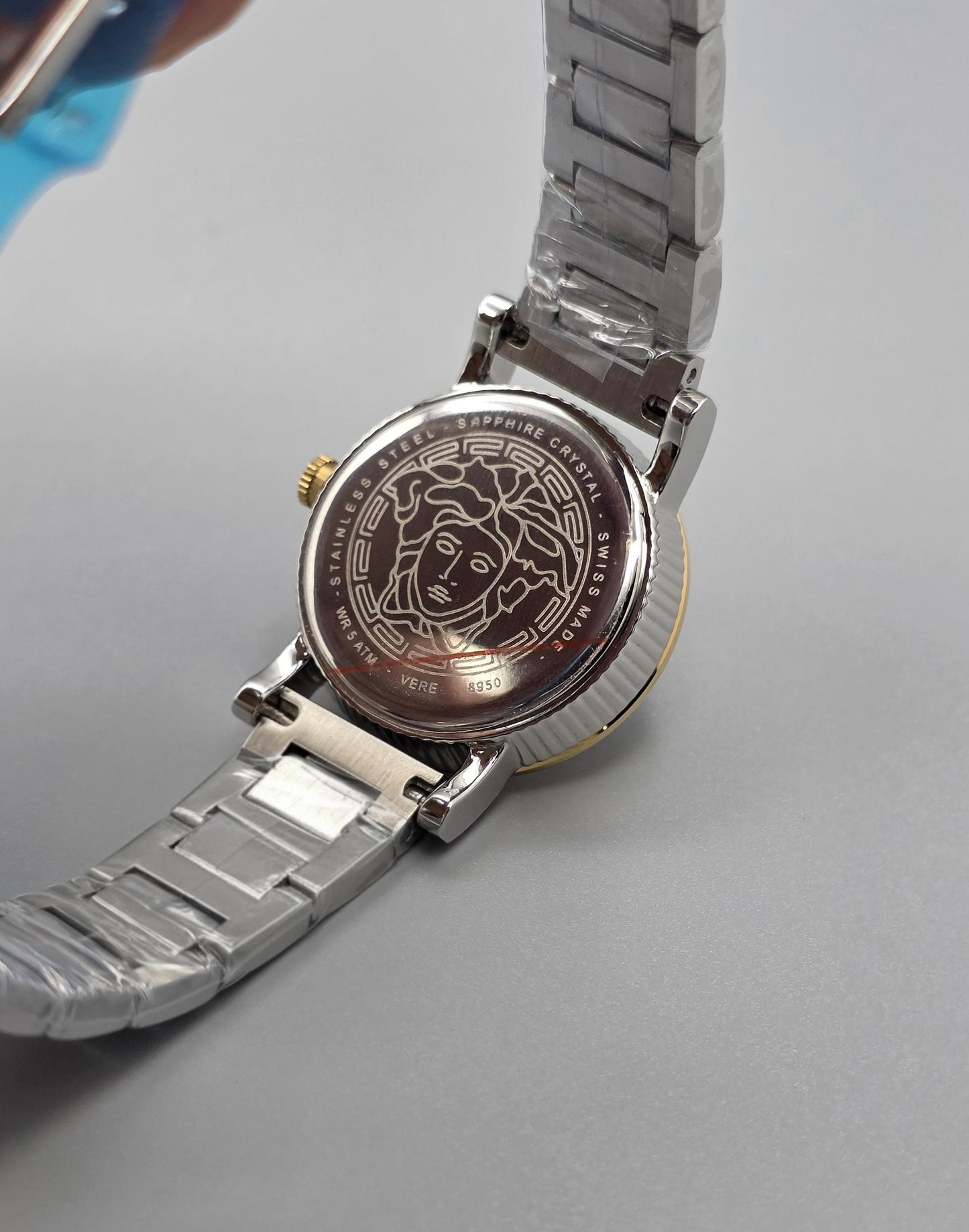 Luxury Two-Tone Black Dial – Ladies Classic Edition
