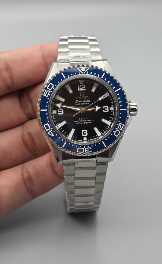 Premium Stainless Steel Black Dial Blue Bezel Automatic Diver Luxury Watch
