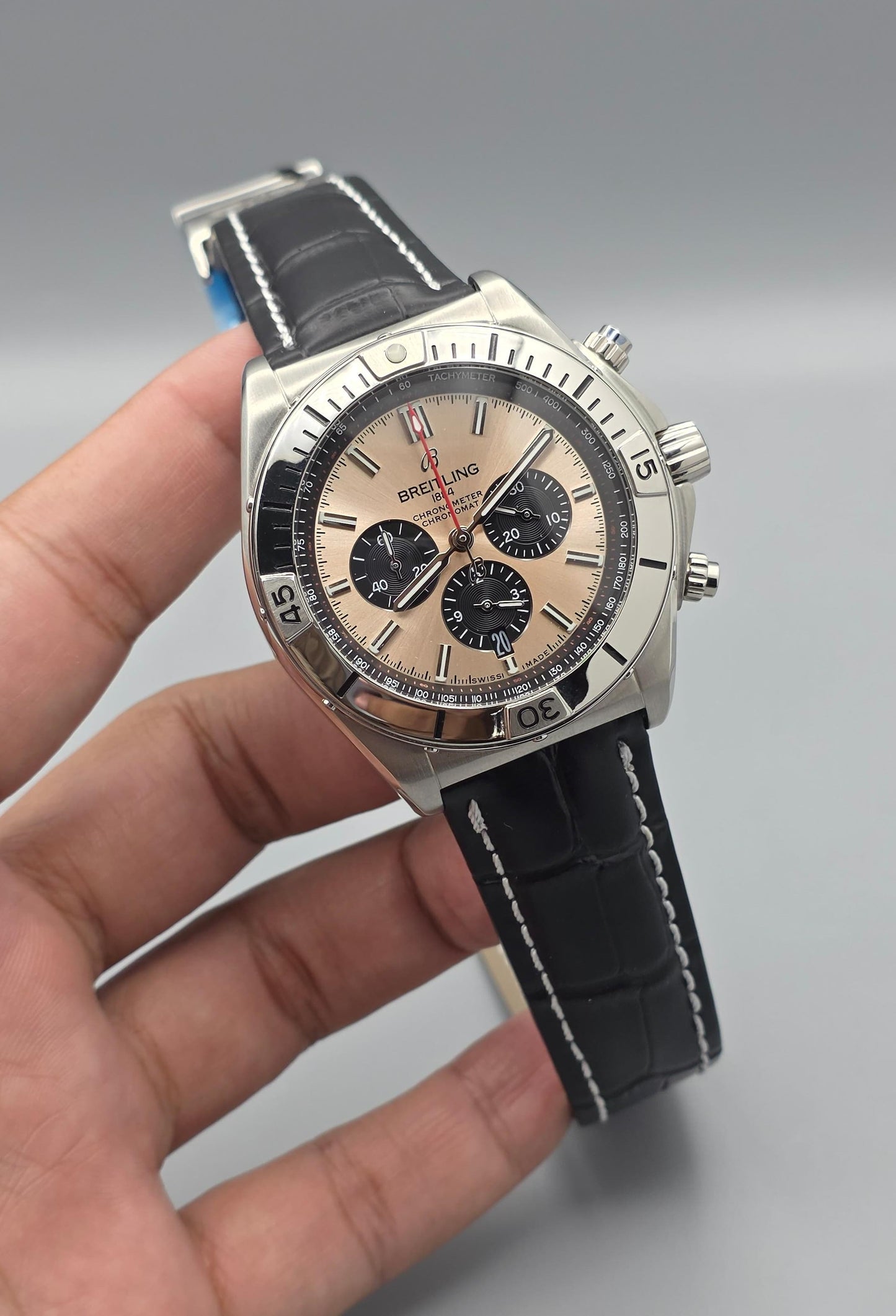 Luxury Chronograph Watch – Champagne Dial