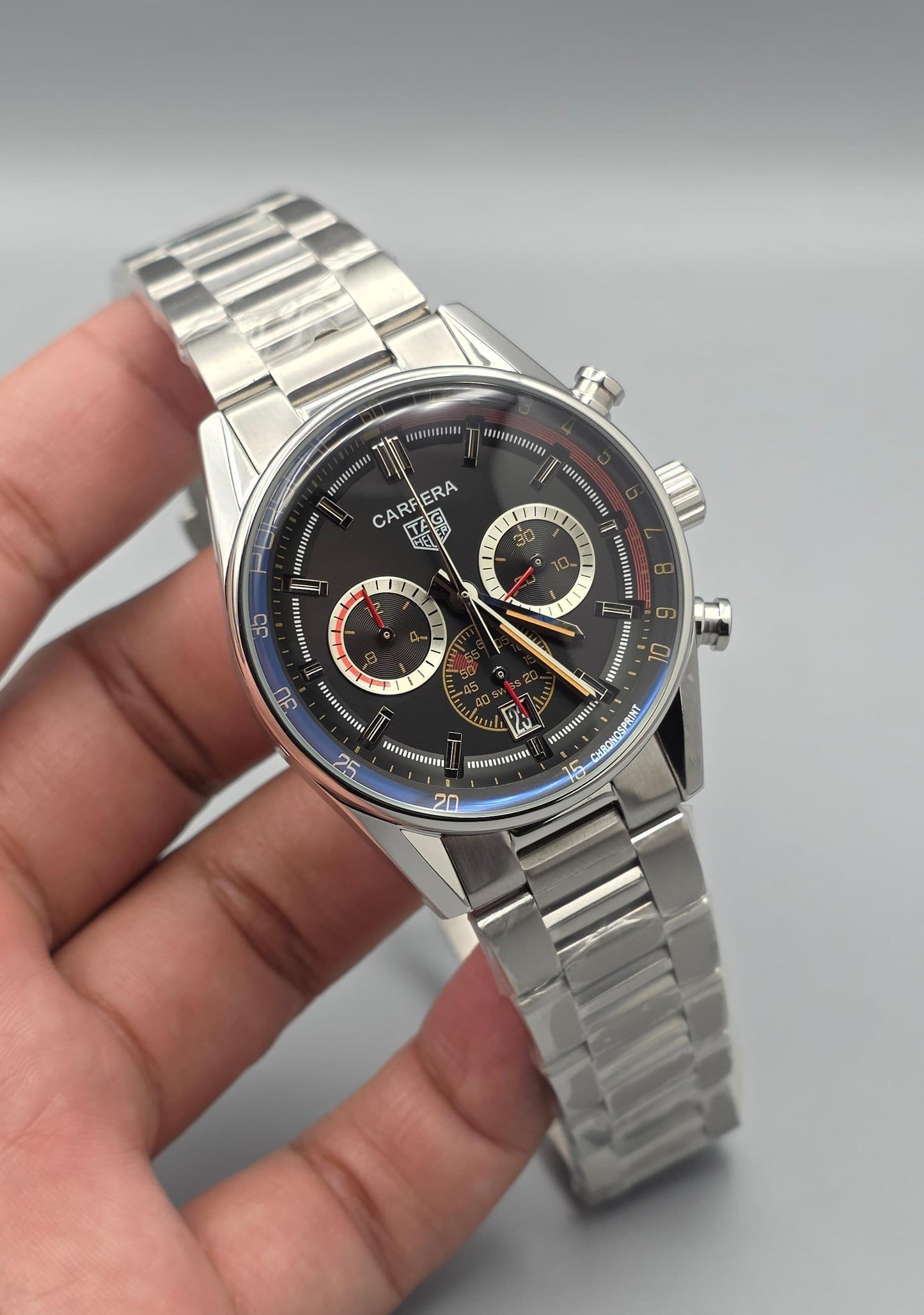 Luxury Chronograph Watch – Black Dial Edition