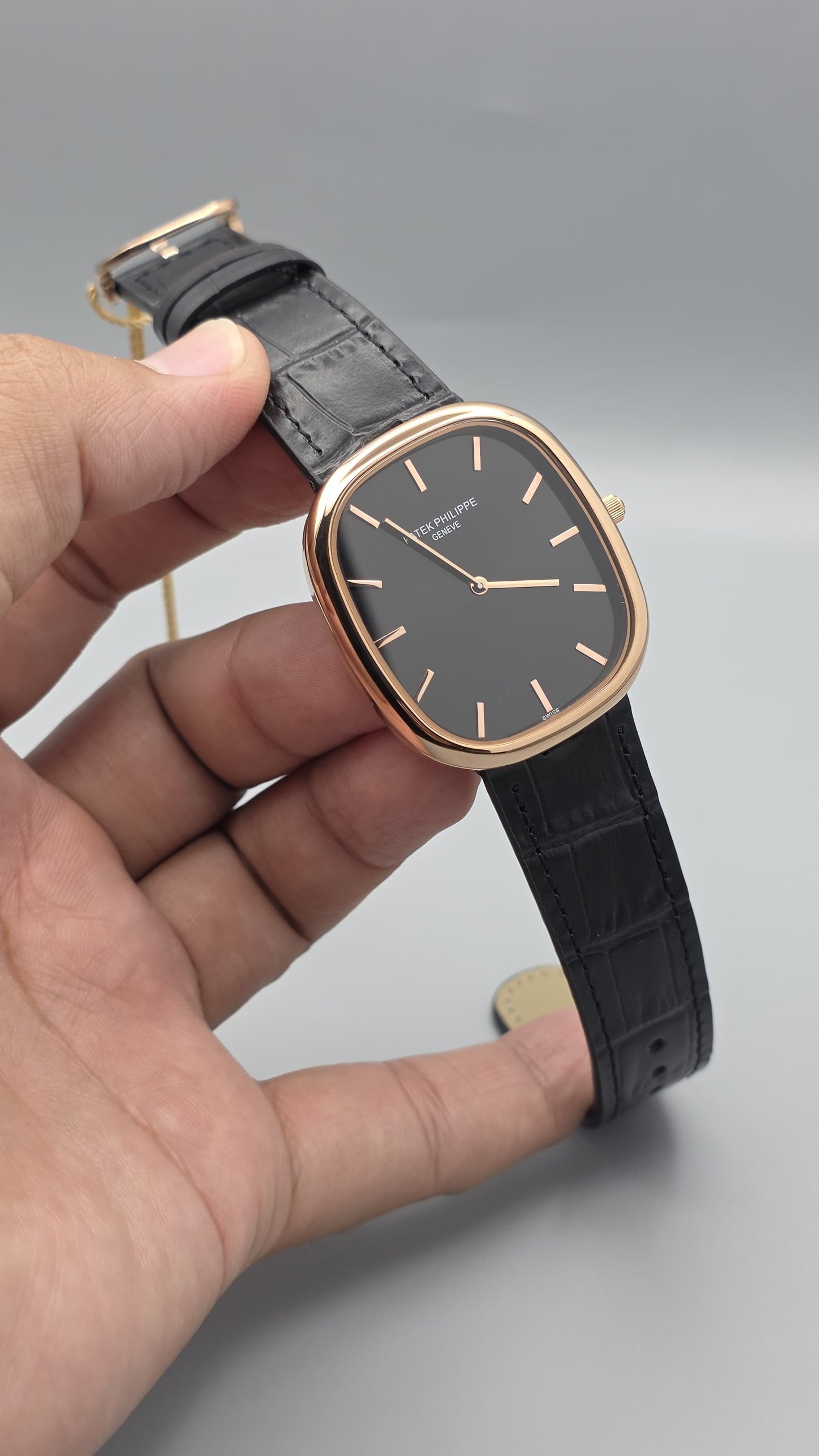 Luxury Dress Watch – Golden Ellipse Rose Gold Black Edition