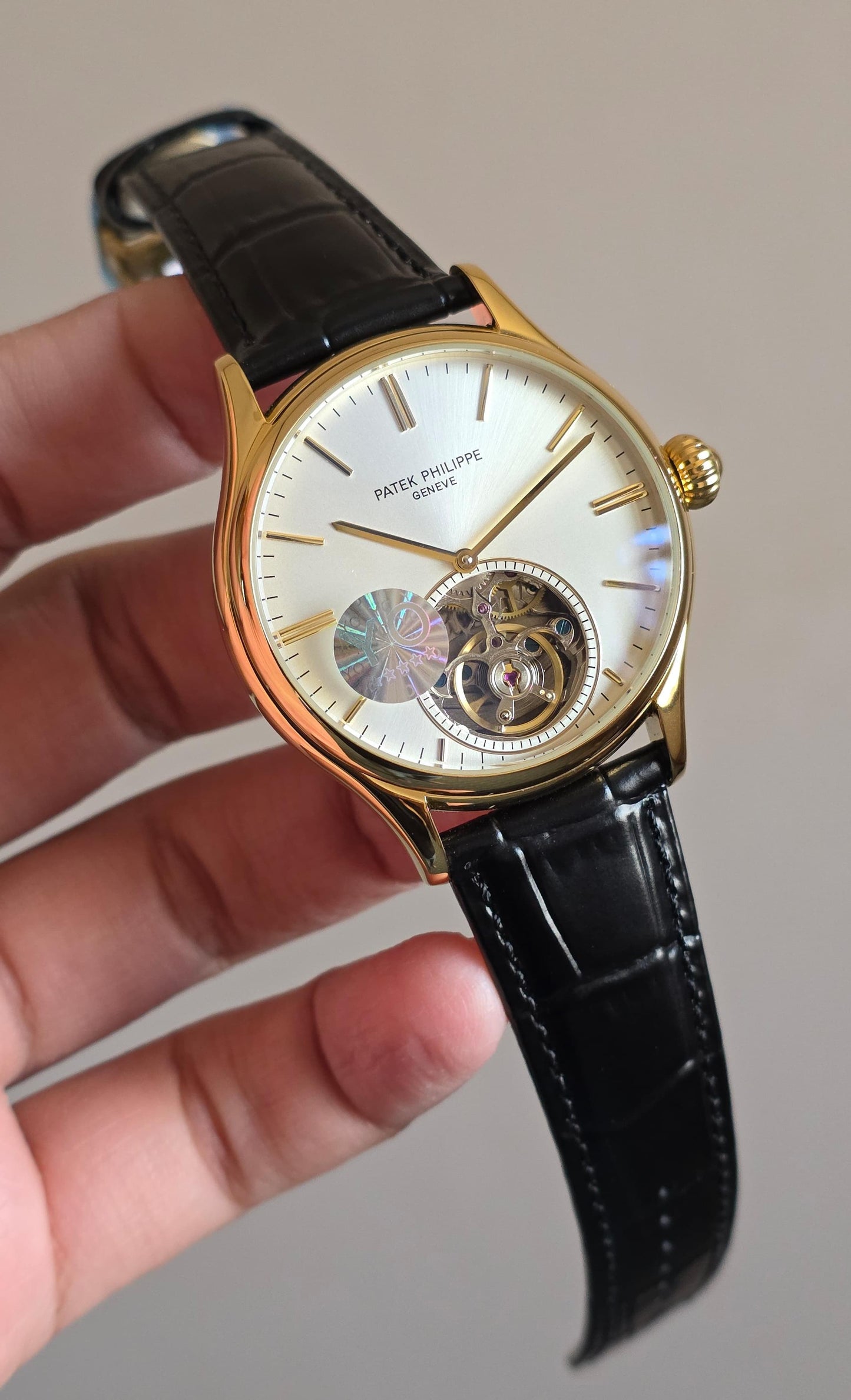 Luxury Automatic Watch – Yellow Gold Open Heart Edition