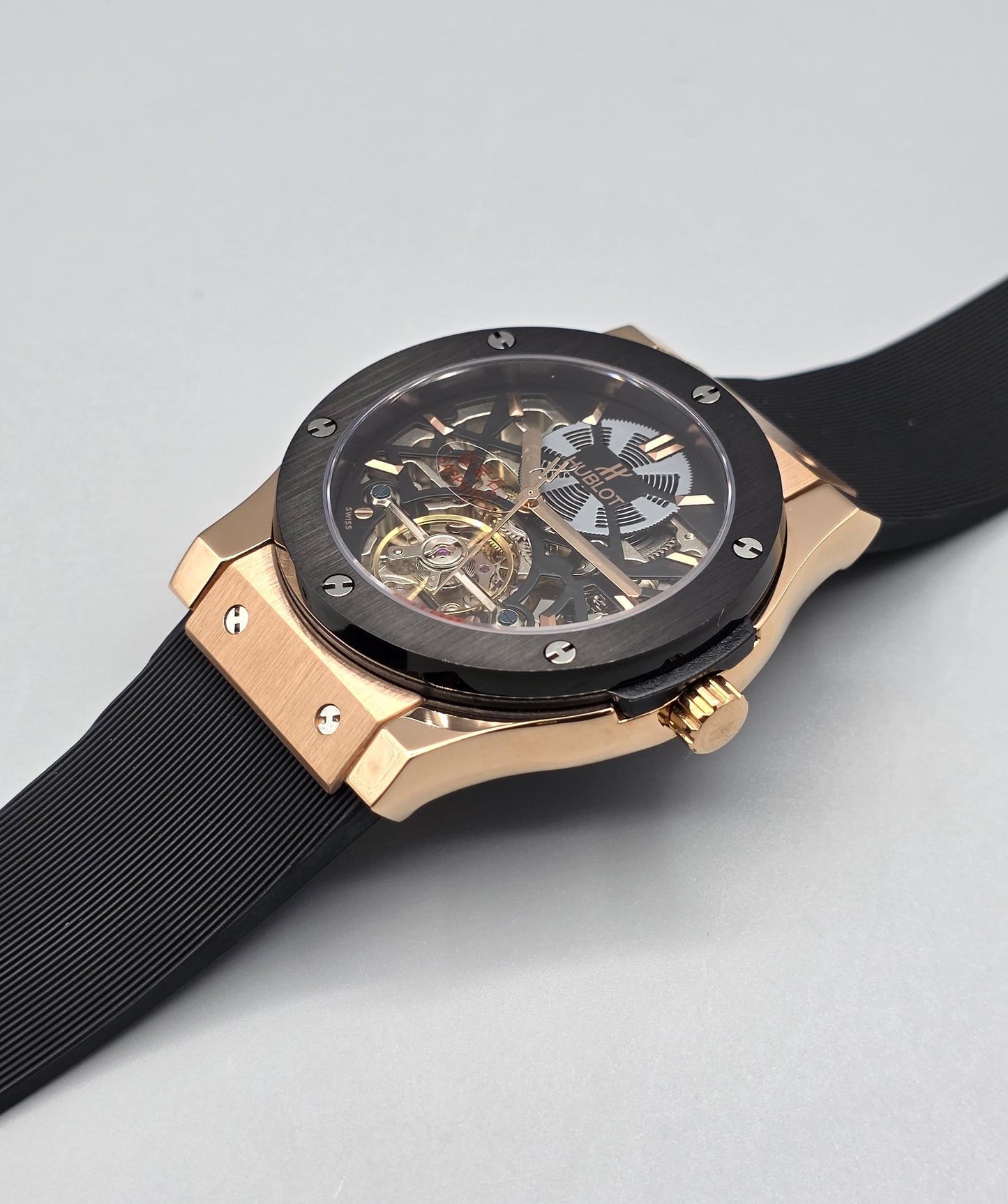 Luxury Skeleton Watch – Rose Gold Black Bezel Edition