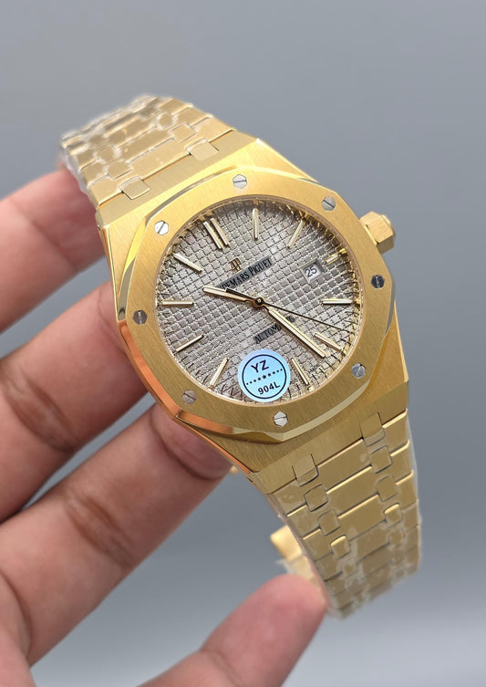 Luxury Men’s Watch – Yellow Gold, Automatic
