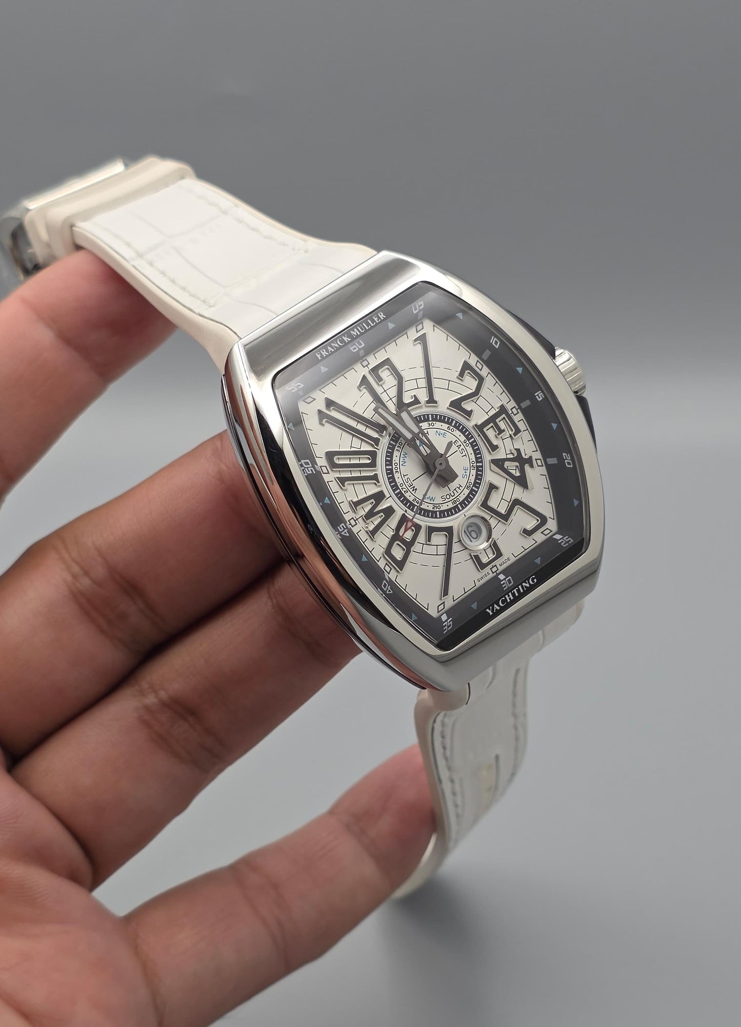Luxury Yachting Automatic Watch – Silver White Edition