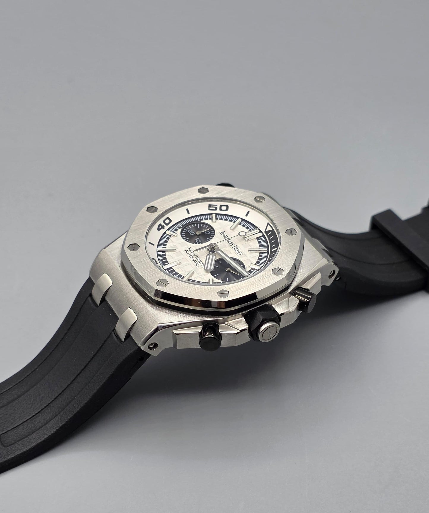 Luxury Octagonal Offshore Diver White Dial Watch