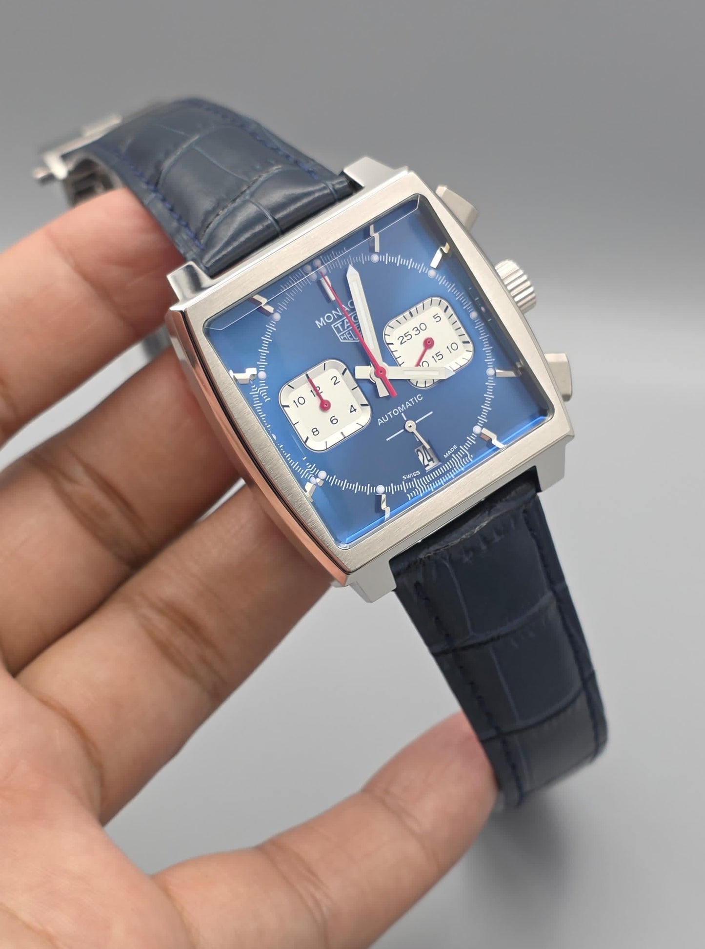 Luxury Square Chronograph Watch – Blue Dial Edition