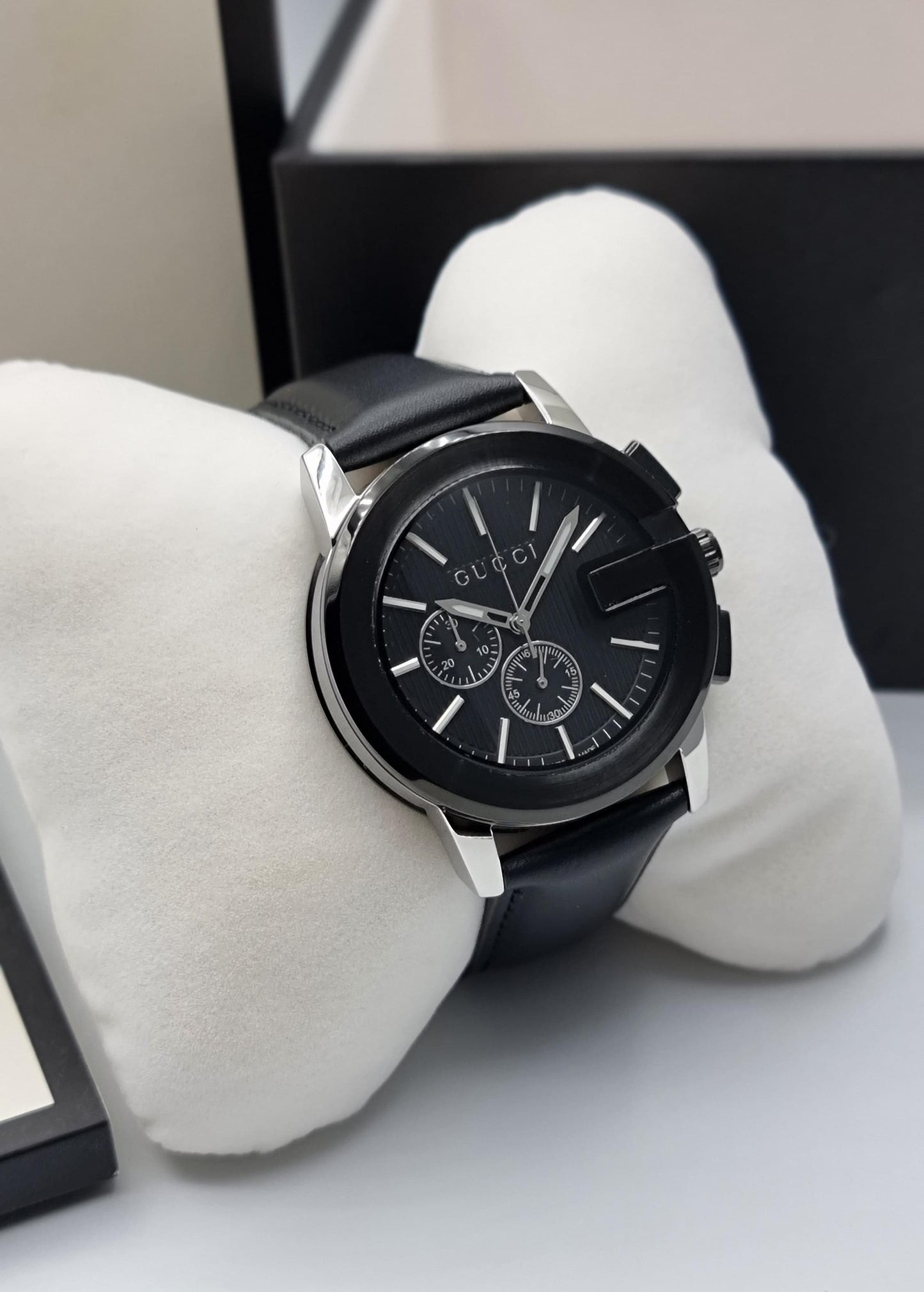 High Quality Luxury Branded Watch - Black & Silver