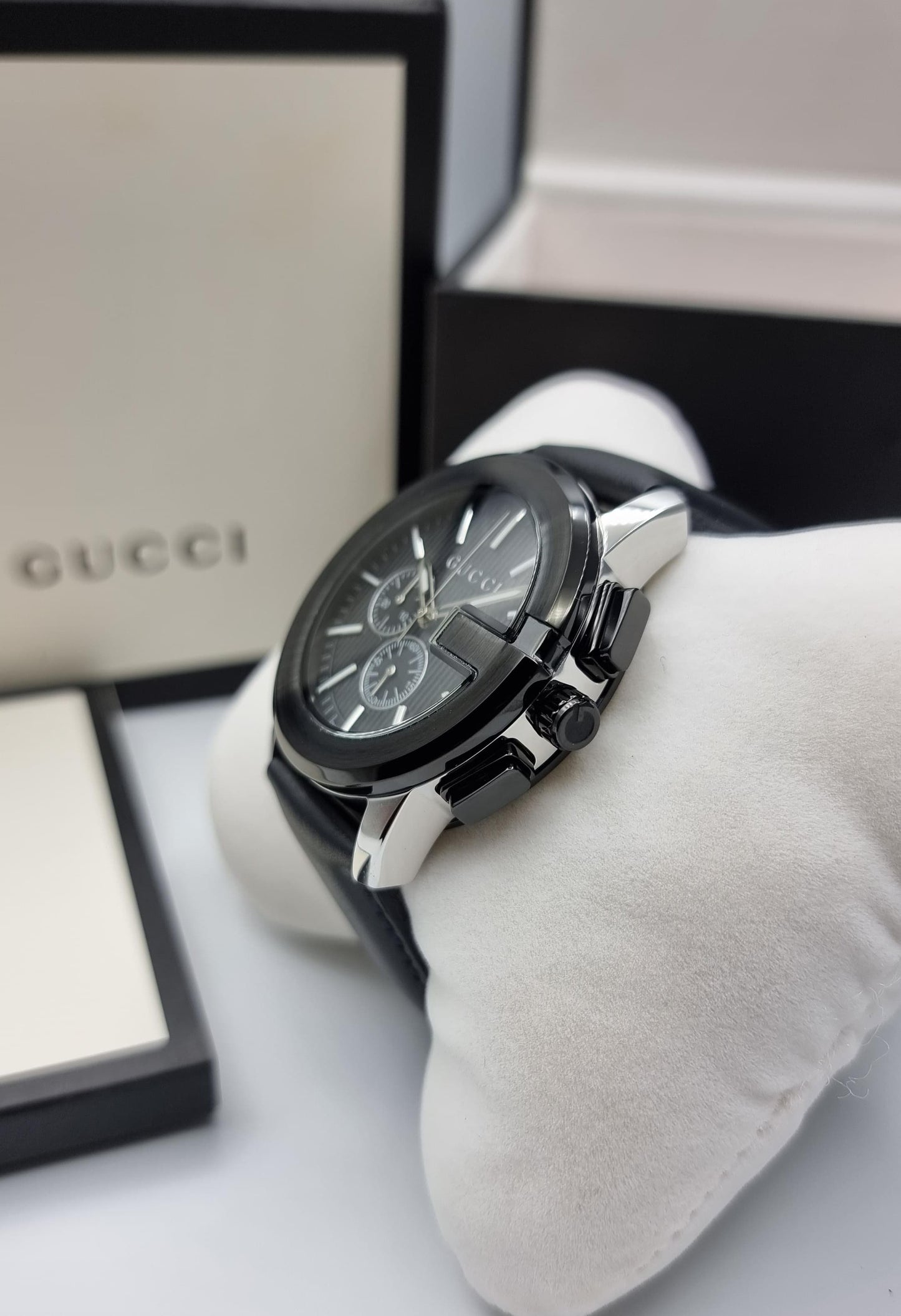 High Quality Luxury Branded Watch - Black & Silver