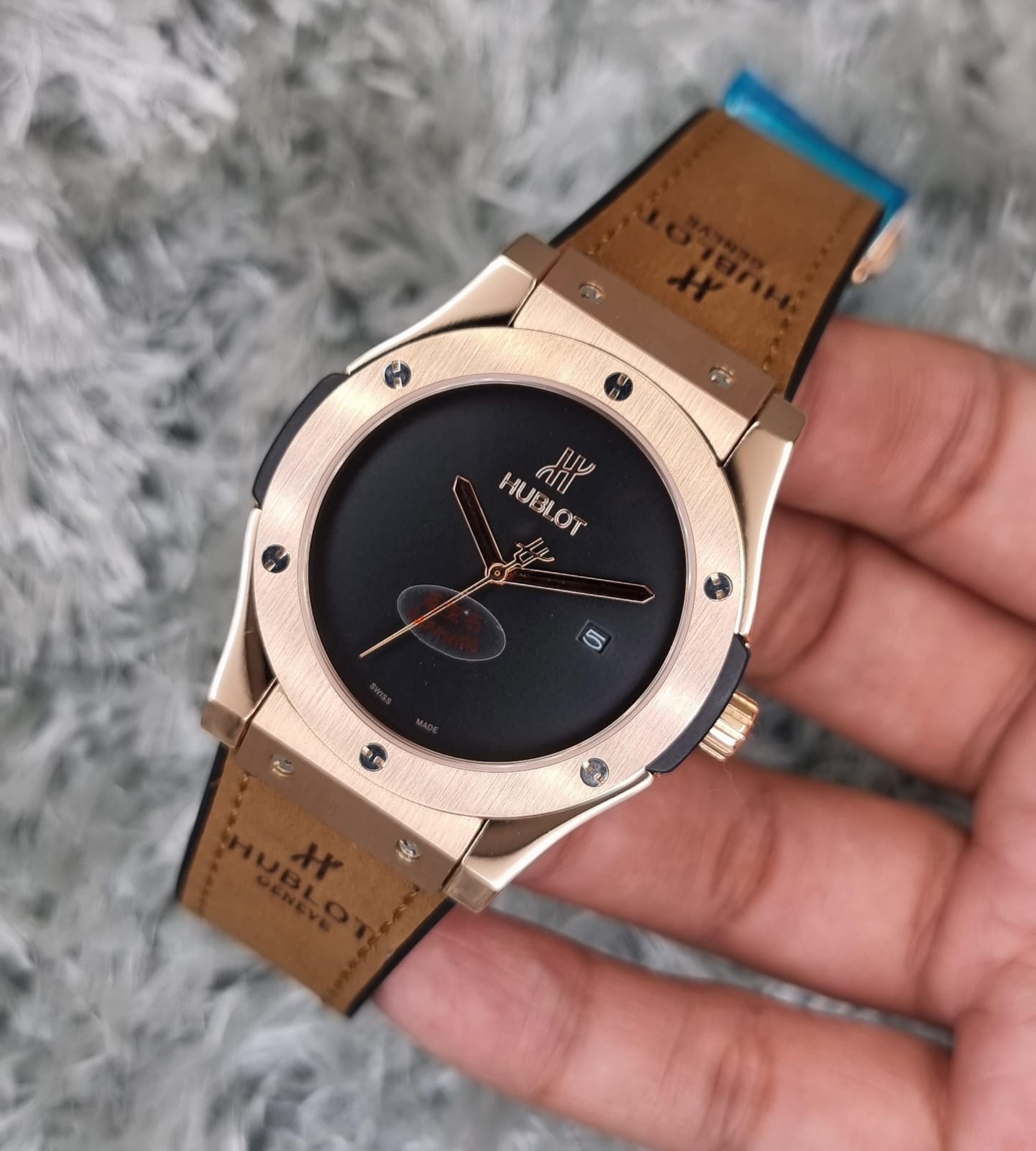 High Quality Luxury Branded Watch - Rose Gold