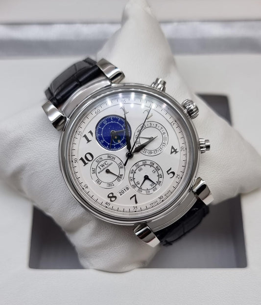 High Quality Luxury Branded Watch - Silver