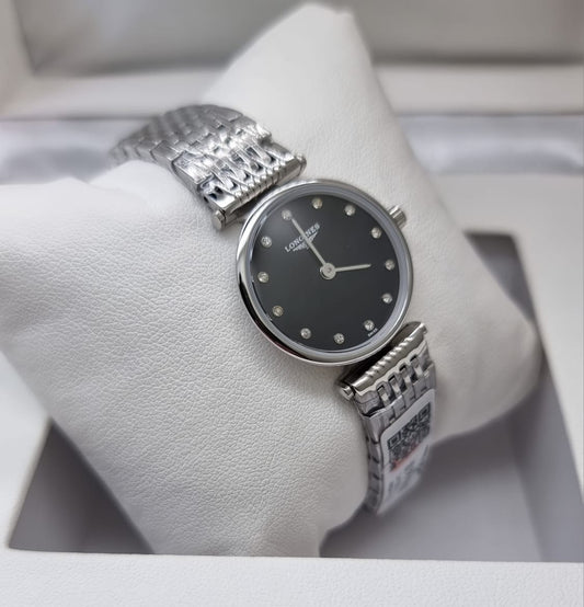 High Quality Luxury Branded Watch - Silver