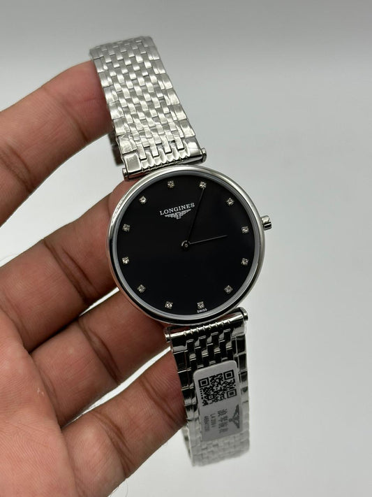 High Quality Luxury Branded Watch - Silver