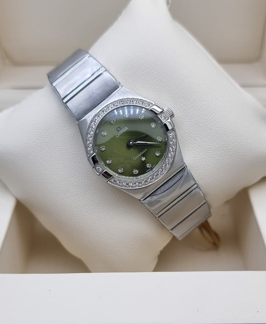 High Quality Luxury Branded Watch - Silver