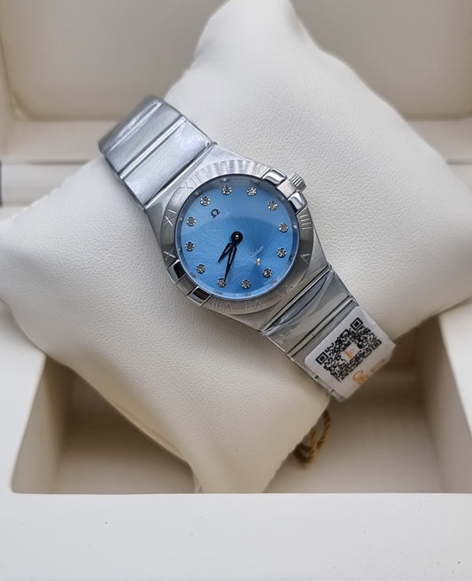 High Quality Luxury Branded Watch - Silver