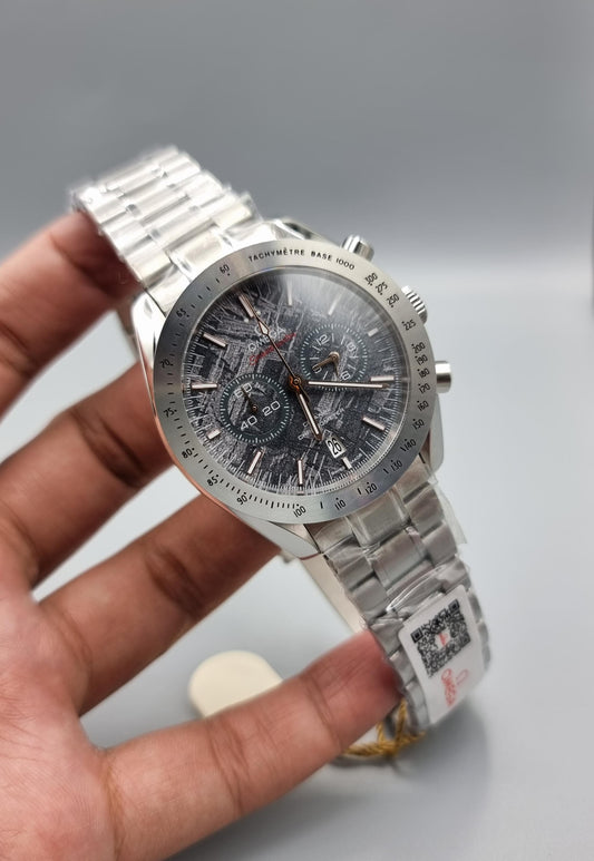 High Quality Luxury Branded Watch - Silver