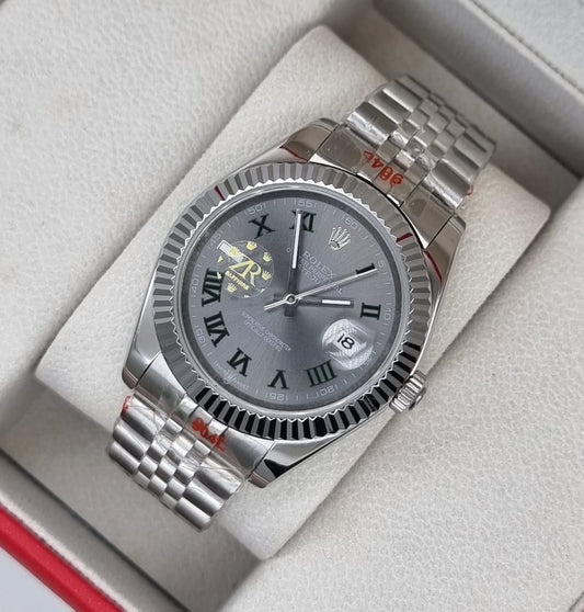 High Quality Luxury Branded Watch - Silver