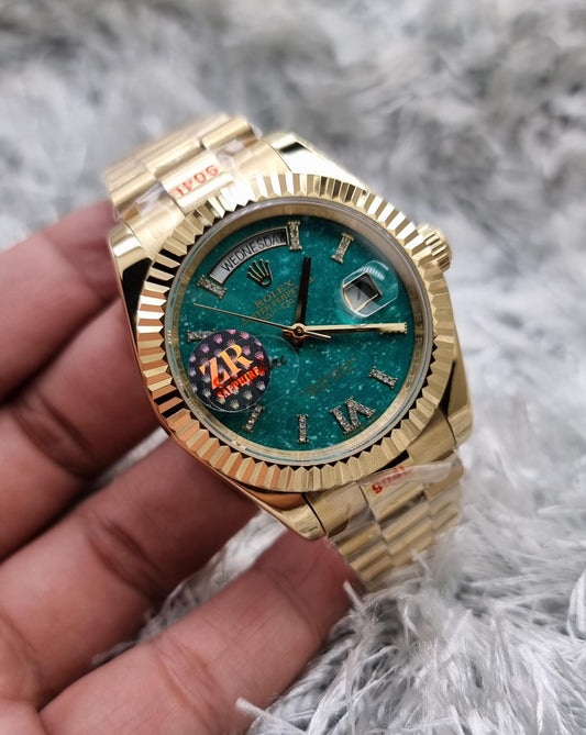High Quality Luxury Branded Watch - Gold