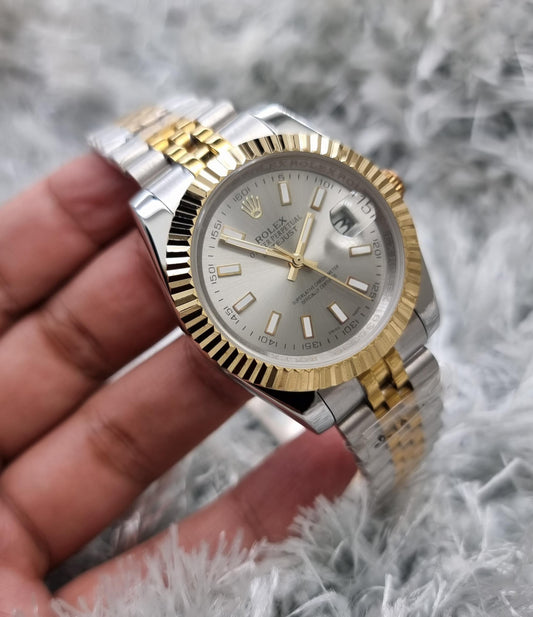High Quality Luxury Branded Watch - Gold & Silver