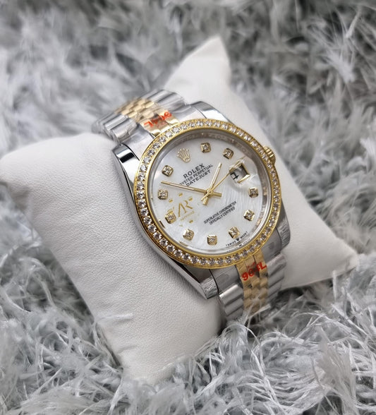 High Quality Luxury Branded Watch - Gold & Silver