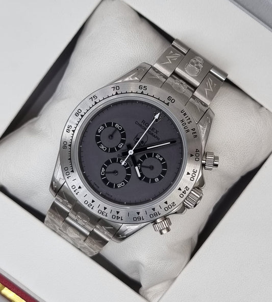 High Quality Luxury Branded Watch - Silver