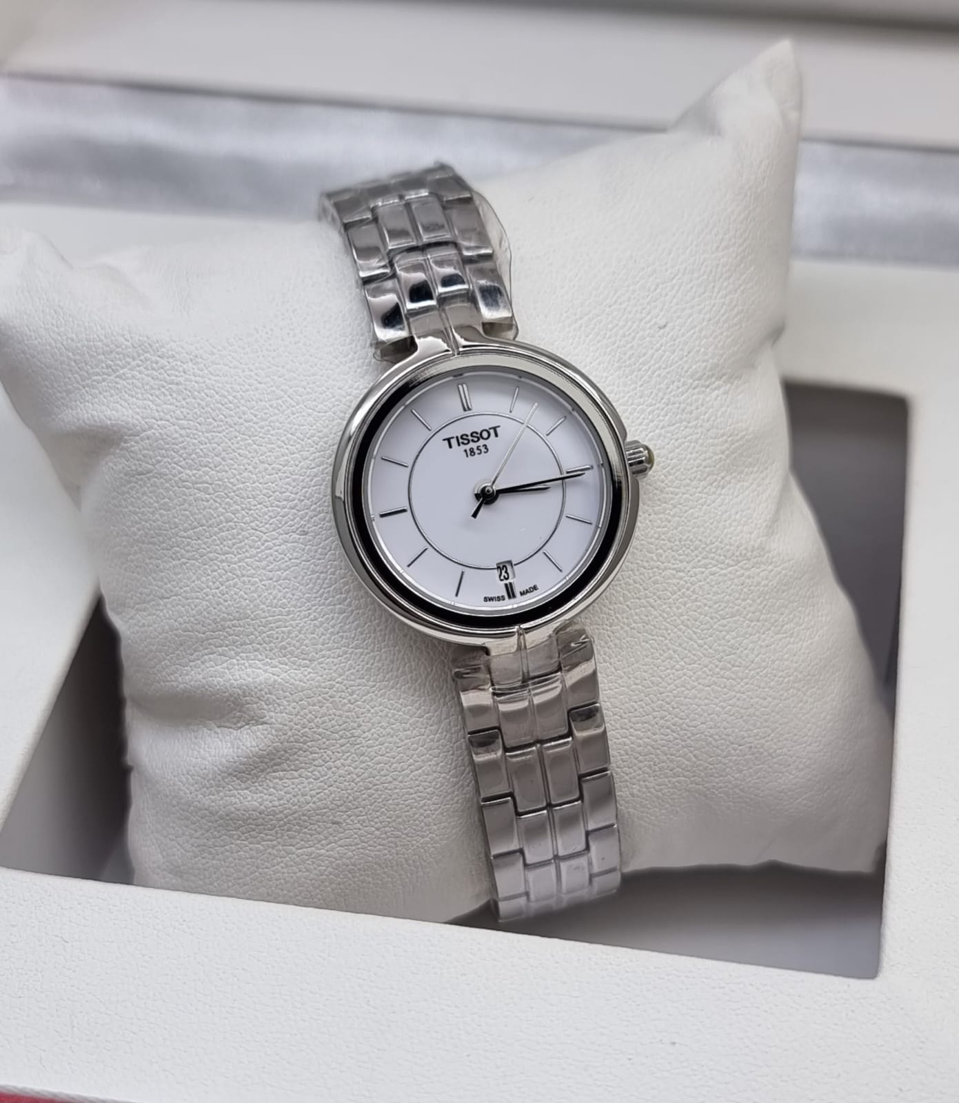 High Quality Luxury Branded Watch - Silver