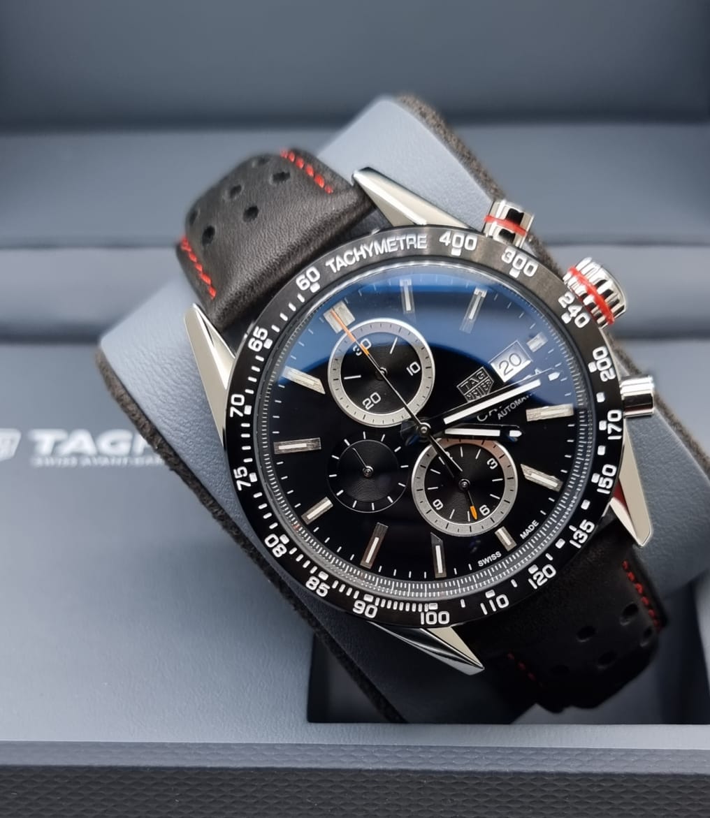 High Quality Luxury Branded Watch - Silver & Black