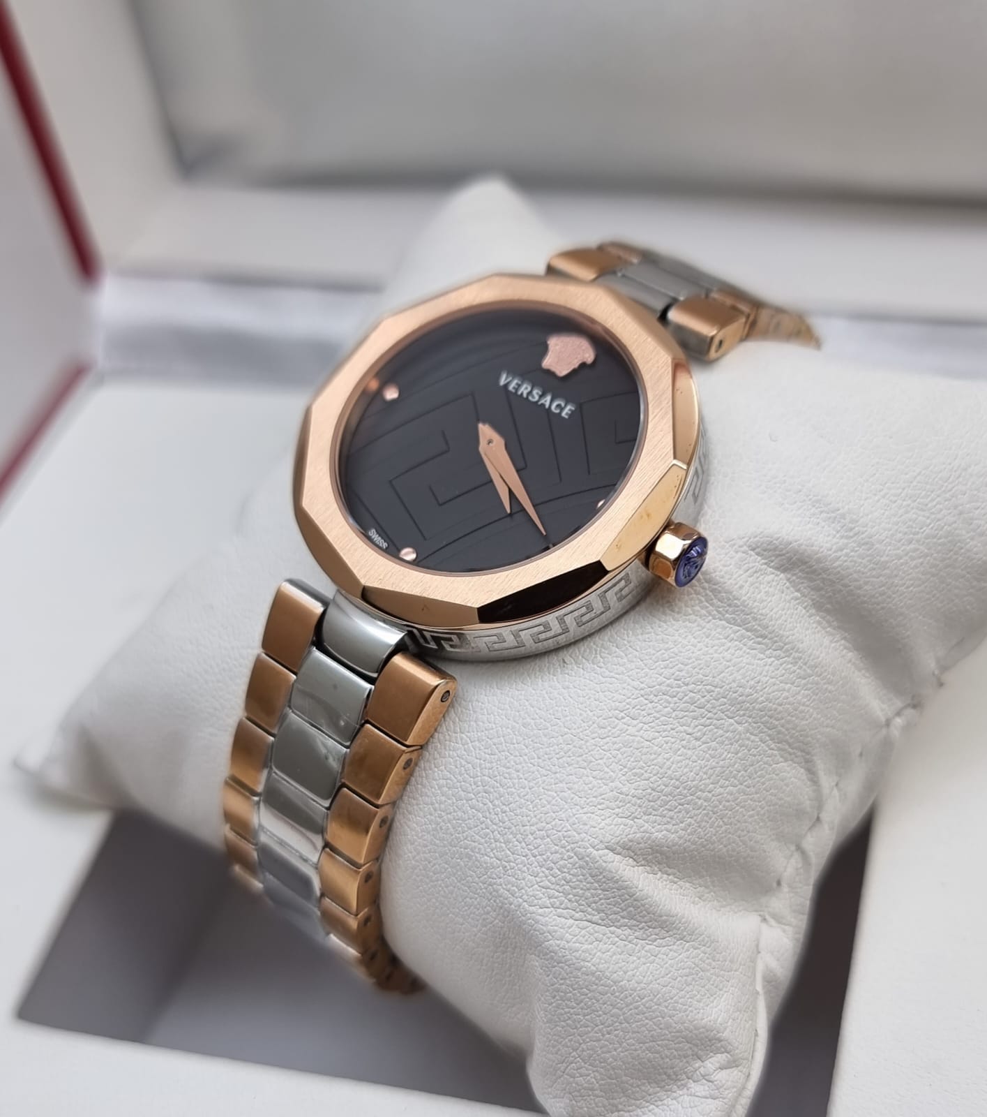 High Quality Luxury Branded Watch - Rose & Silver