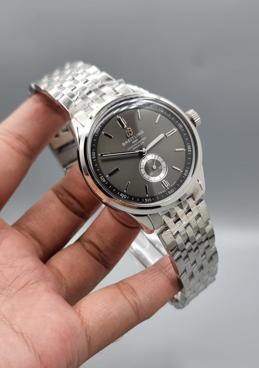 High Quality Luxury Branded Watch - Silver