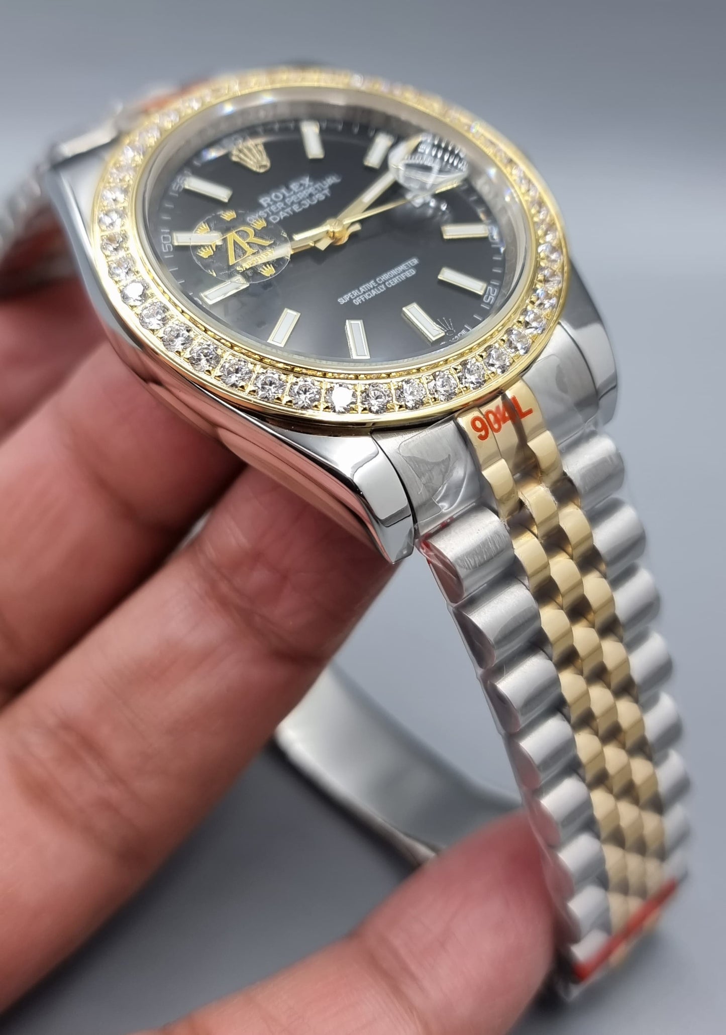High Quality Luxury Branded Watch - Black Index Dail