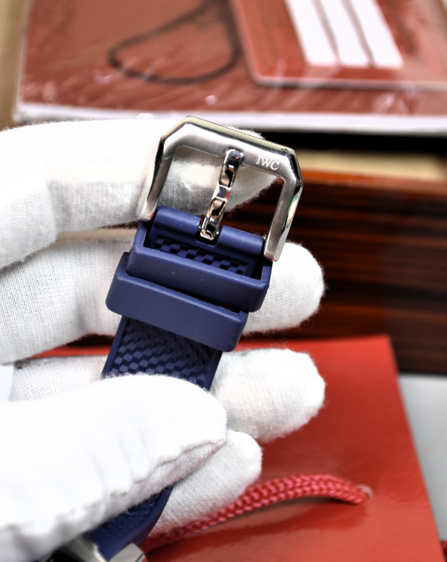 High Quality Luxury Branded Watch - Blue