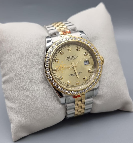 High Quality Luxury Branded Watch - Gold Dail