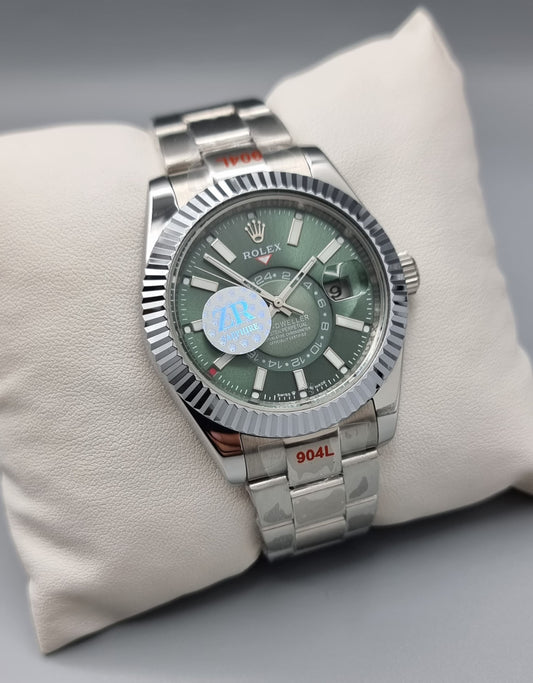 High Quality Luxury Branded Watch - Green Dail