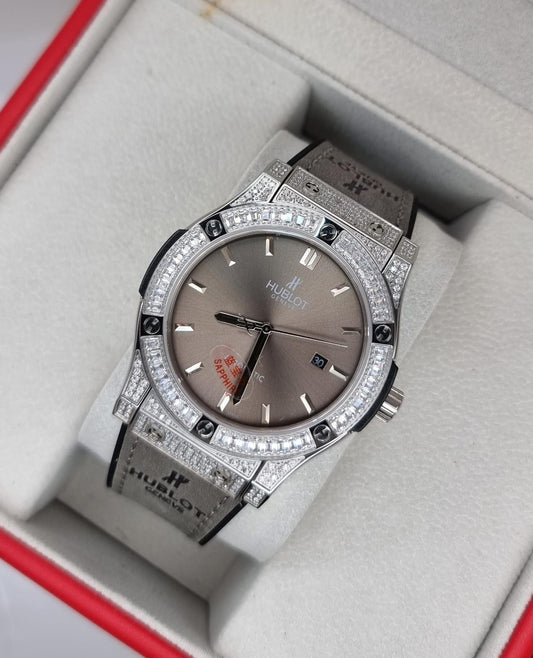 High Quality Luxury Branded Watch - Silver